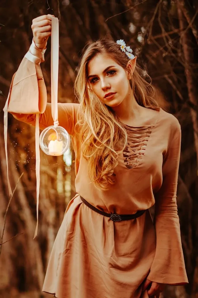 Image of an elf